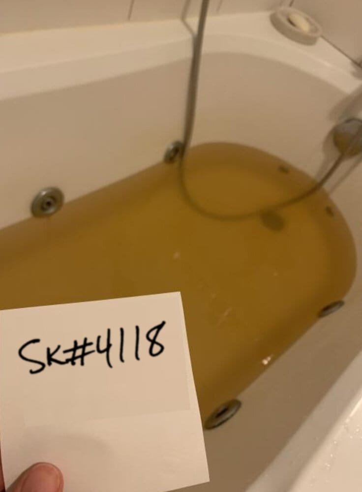 Piss bath