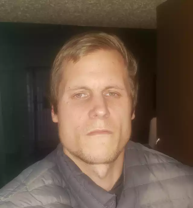 1618861398185