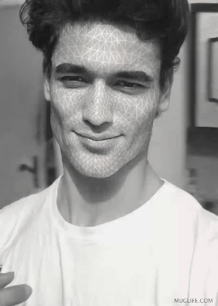 GIF 210420 135906