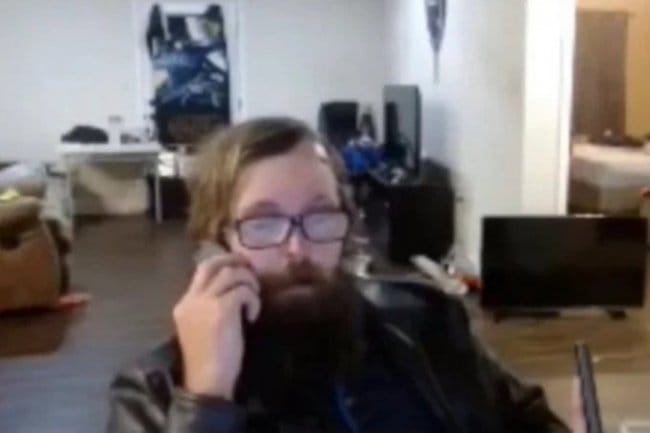 EE47A608 CE75 445B B922 E5C28DCF5BDB