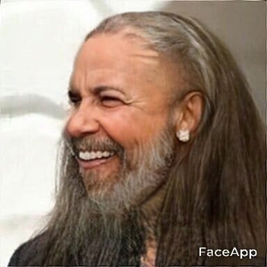 FaceApp_1618280013142.jpg