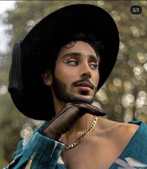 8E378DFF C507 4926 A025 D28B4653D0CF