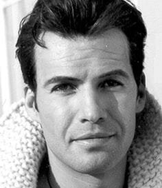 b3a518638d4f7a010688e530e1922d15--handsome-celebrity-men-billy-zane.jpg