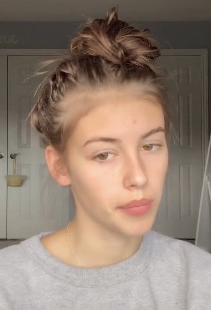 26F7656E 64AF 42C8 8A5D ADC9A0F70799