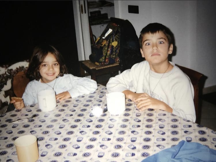 0908C1E3 5287 45CB B908 F9162BF9F0CC