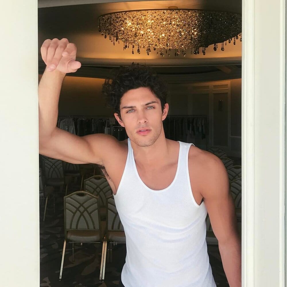 AB3C797C 358C 49E2 84AD 0F5554153C0D