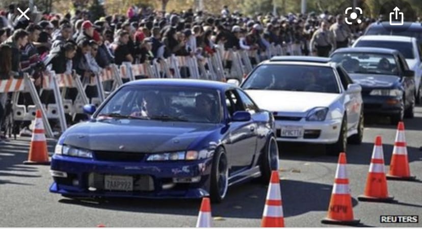 B5E82C8E A0DE 4FA3 BB24 A79C5C296351