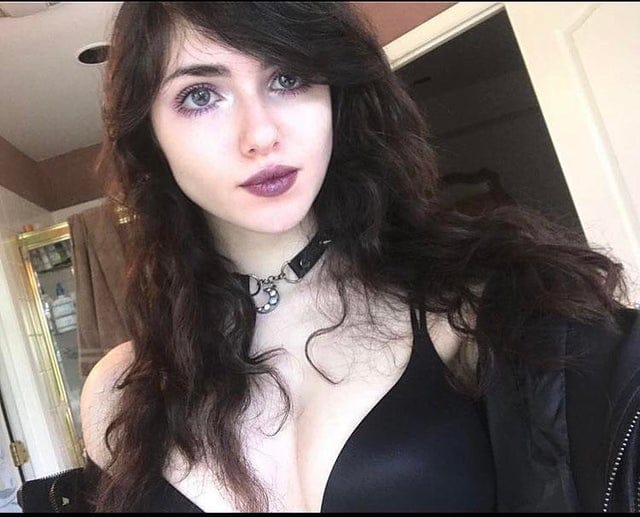 Whore