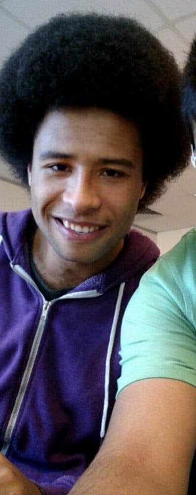 8BC9EDE1 88B8 43E1 B256 574870E64C51