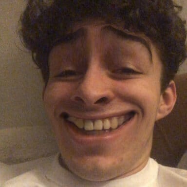 0127F292 E542 4963 983A 1940B44559EA