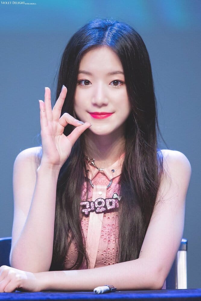 DchUVbqXUAM3i99