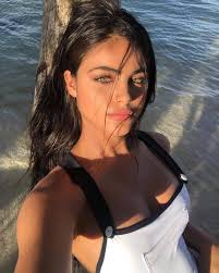 Sara orrego messy hair hot