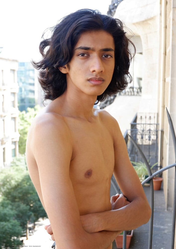 C4C4526B 58B1 4B9A 8979 7E42243D2E88