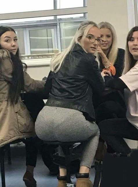 1621810398479