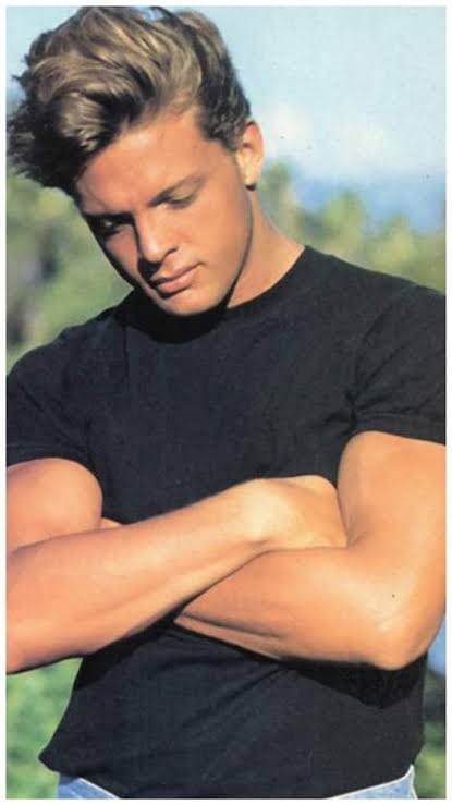 6C19BACD D142 4B68 AE1A 1C736248E057