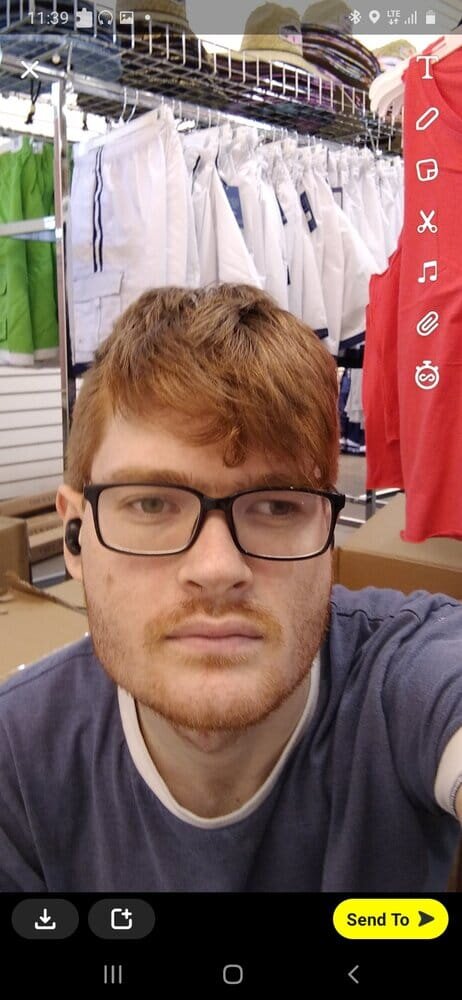 Screenshot_20210407-113928_Snapchat.jpg