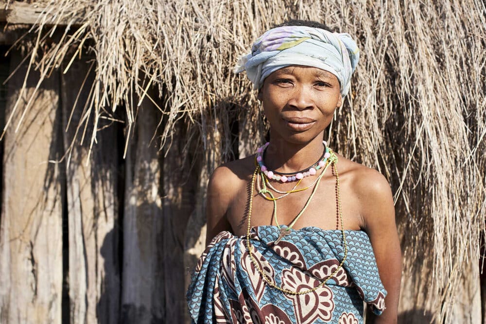 Khoisan tribe woman chomipapa angola VEGF00744
