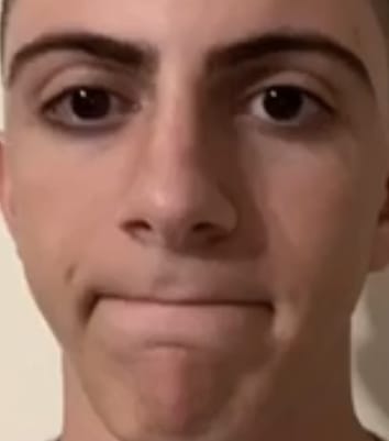 28B9A9BC E70C 40C9 8C8C 975ED17B7E1D