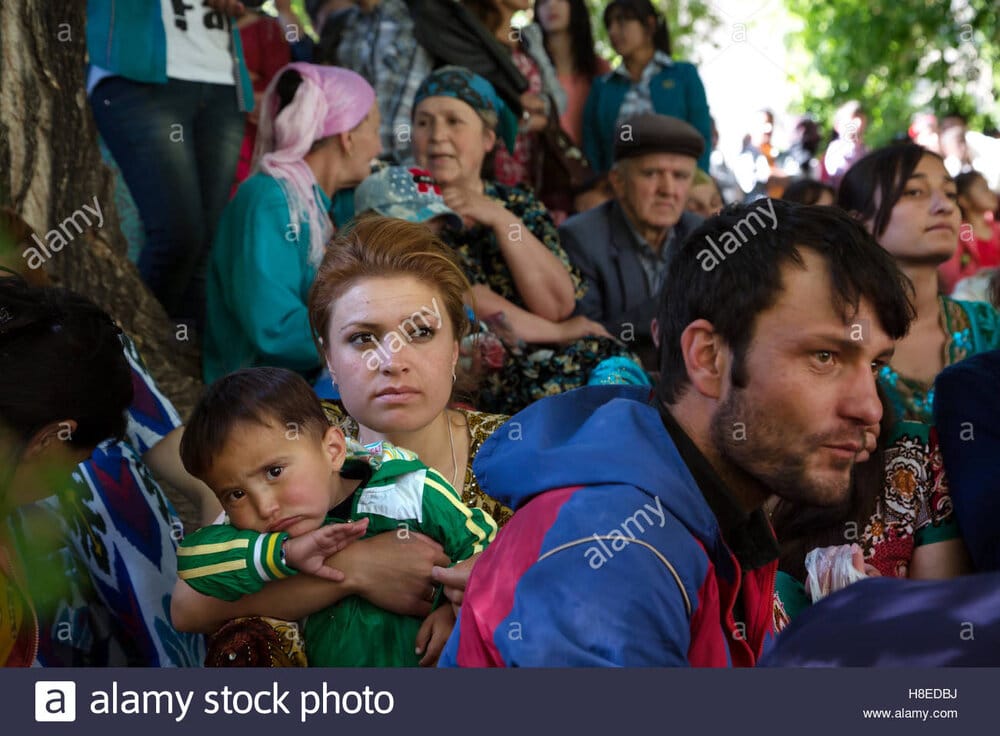 Crowd of pamiri people during celebrations in park of khorog gbao H8EDBJ
