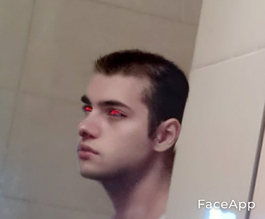 FaceApp 1622929306169