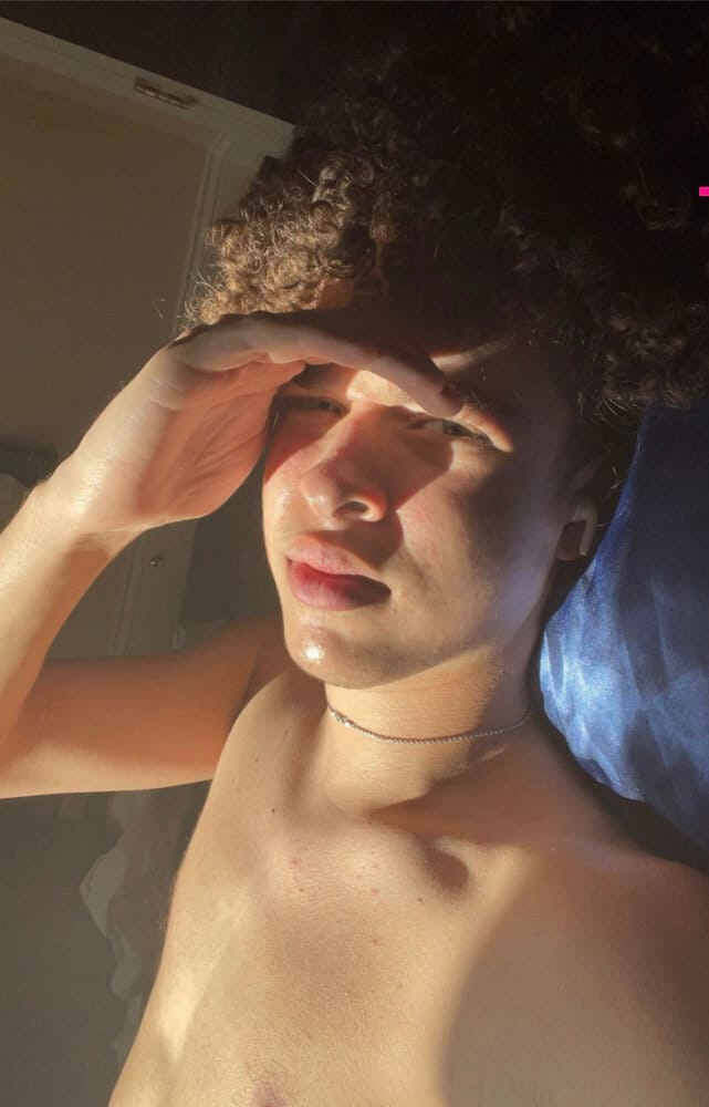 EC0FE1AC 8F43 4B9D B0FC B76E7E1312C5
