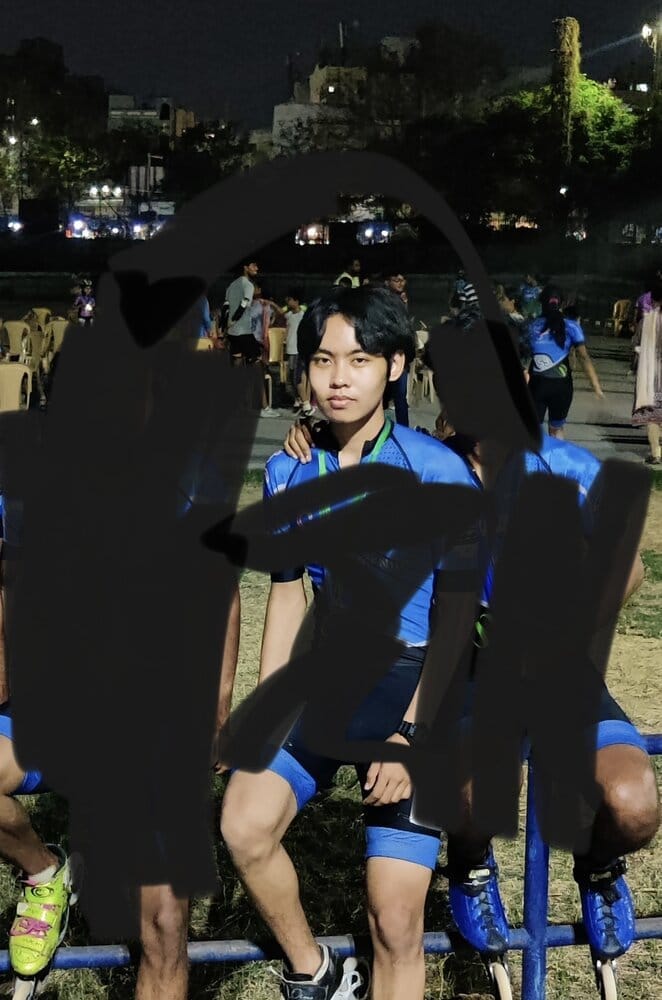 E8AC12B6 324A 4166 9EDF 7DA27C1D6ADB