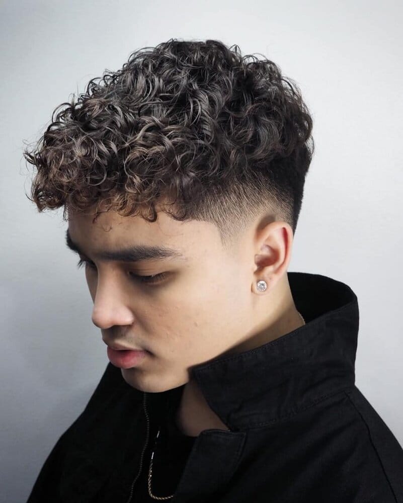 Dencioaguilar mens curly hair fade 820x1024