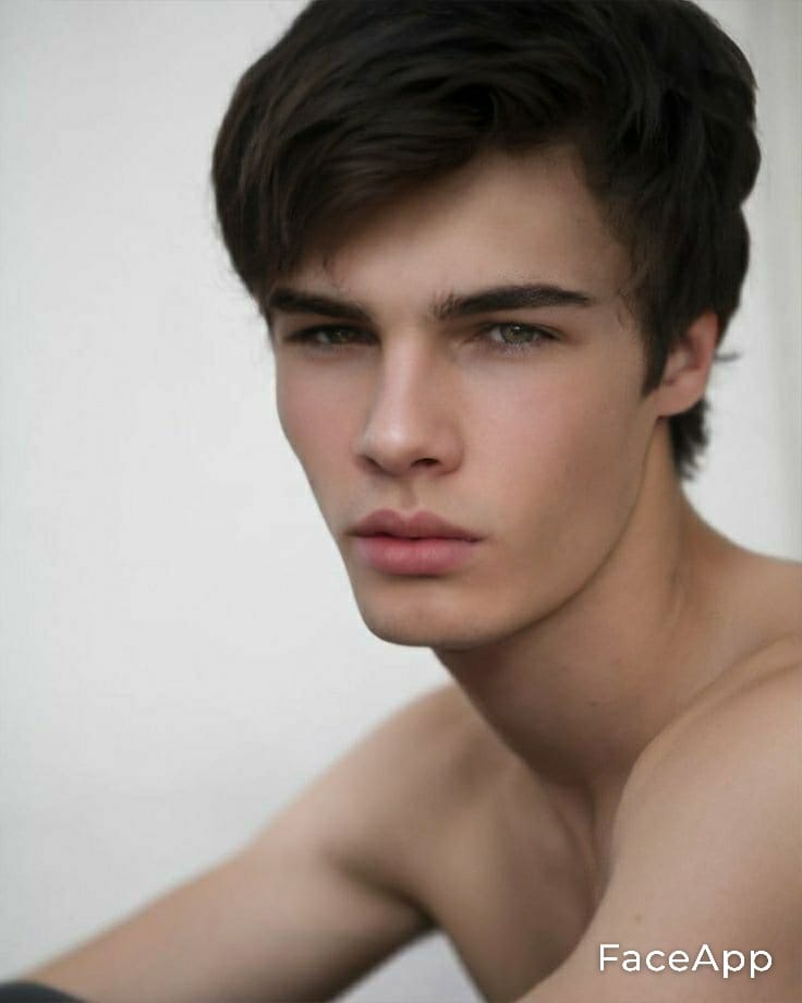 FaceApp 1624503575880