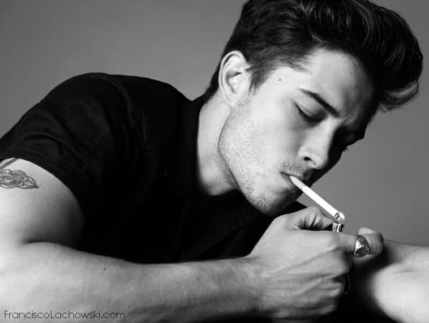 Black and white boy cigarette francisco lachowski Favim com 2378