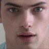 476