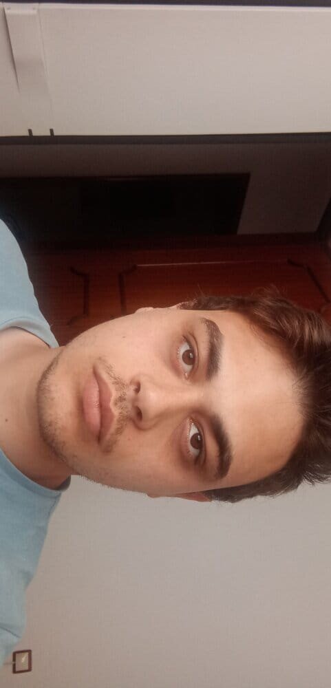 Snapchat 817950845