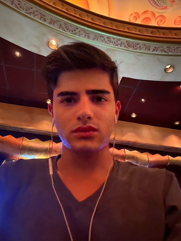 46FE5CA0 26AD 4CDC 8A1A B03B3D0D9914