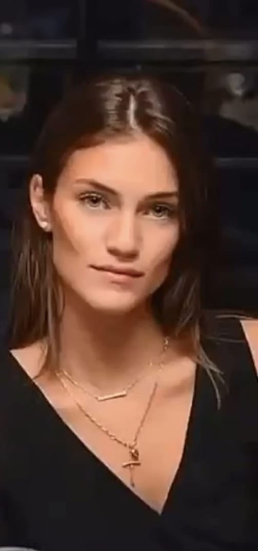 8D6C4B2B 41E6 4043 95D5 42E819A704DE