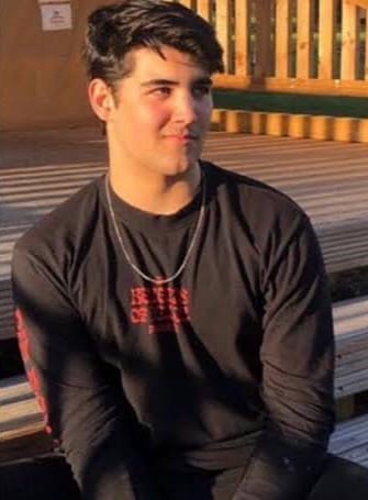 39B8C8CF 5756 4927 8623 41F73D78CB9C