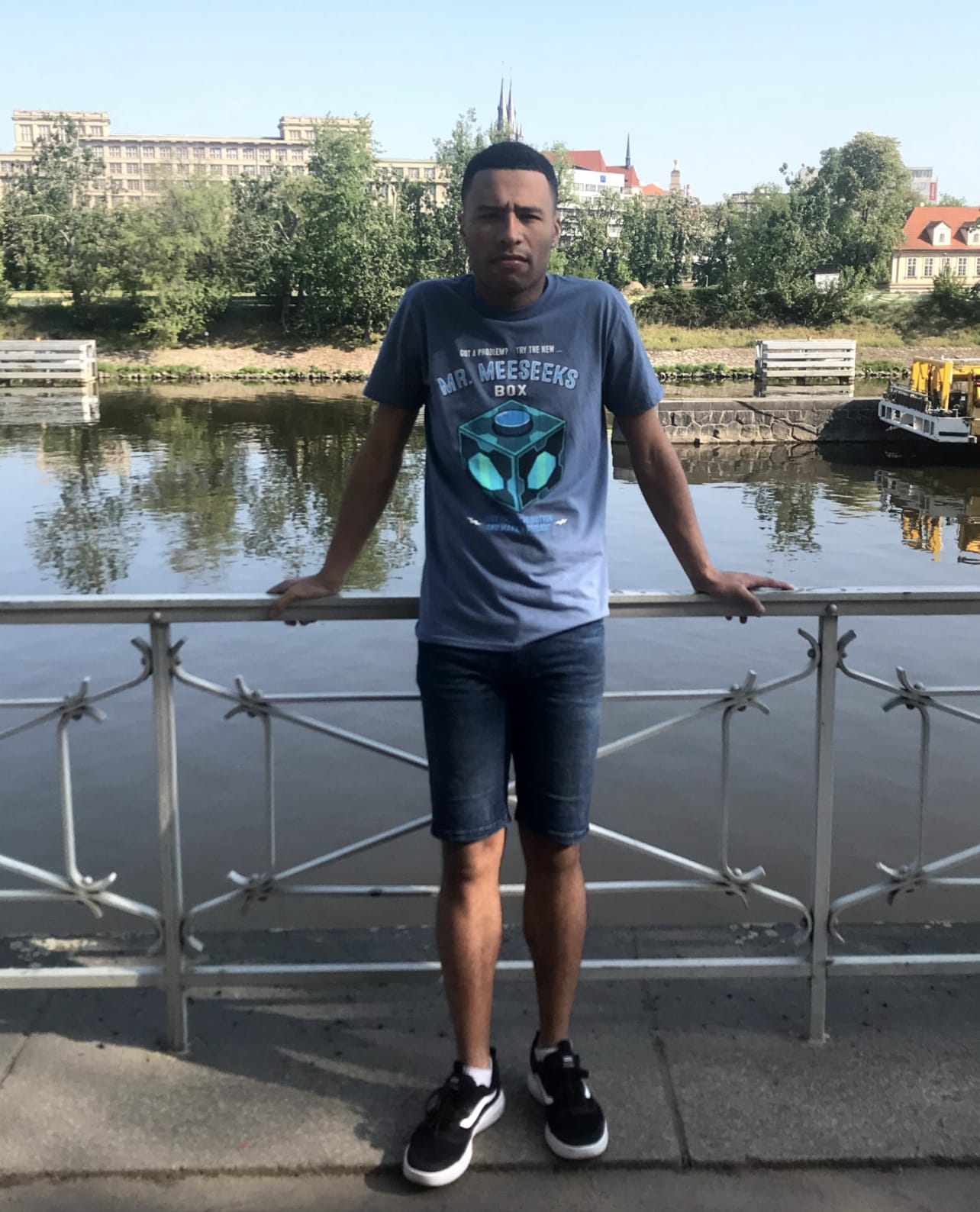 4CFEA207 0D2C 4DA3 9CDC 8EE71BC333B5