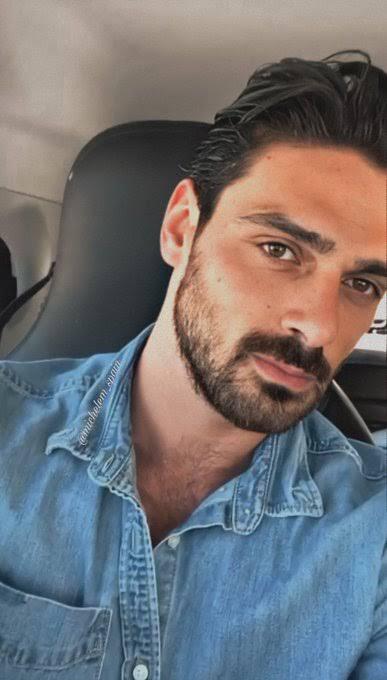 These 5 michele morrones selfies can make your heart skip a beat see sexy pictures 3