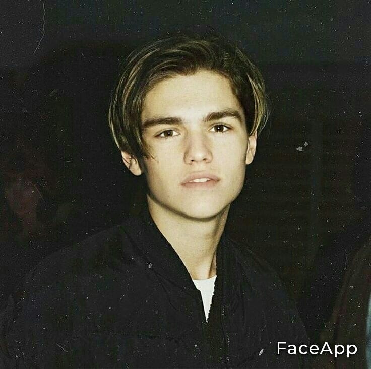 FaceApp 1626315329712