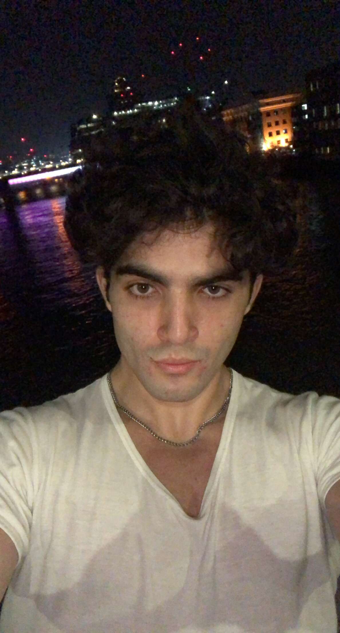 Snapchat 1060432264