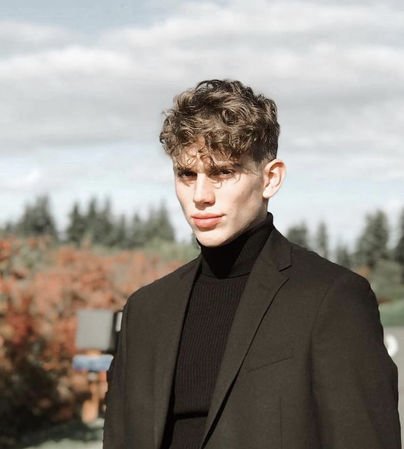 F58130E2 7BCD 438E 9227 8D7B3A5CA84B