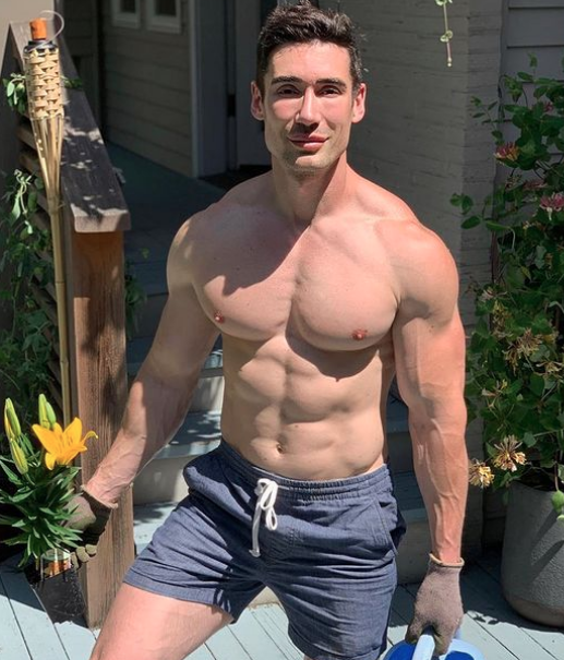 Bildschirmfoto 2021 07 27 um 234440