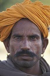 170px Man jaisalmer turban