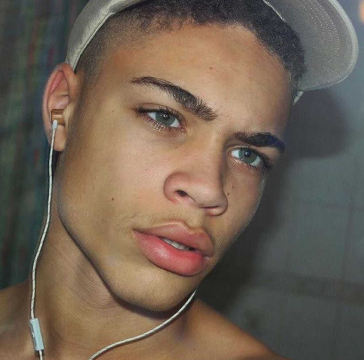95559C40 5C80 4CAA AFE7 16FBD8761899