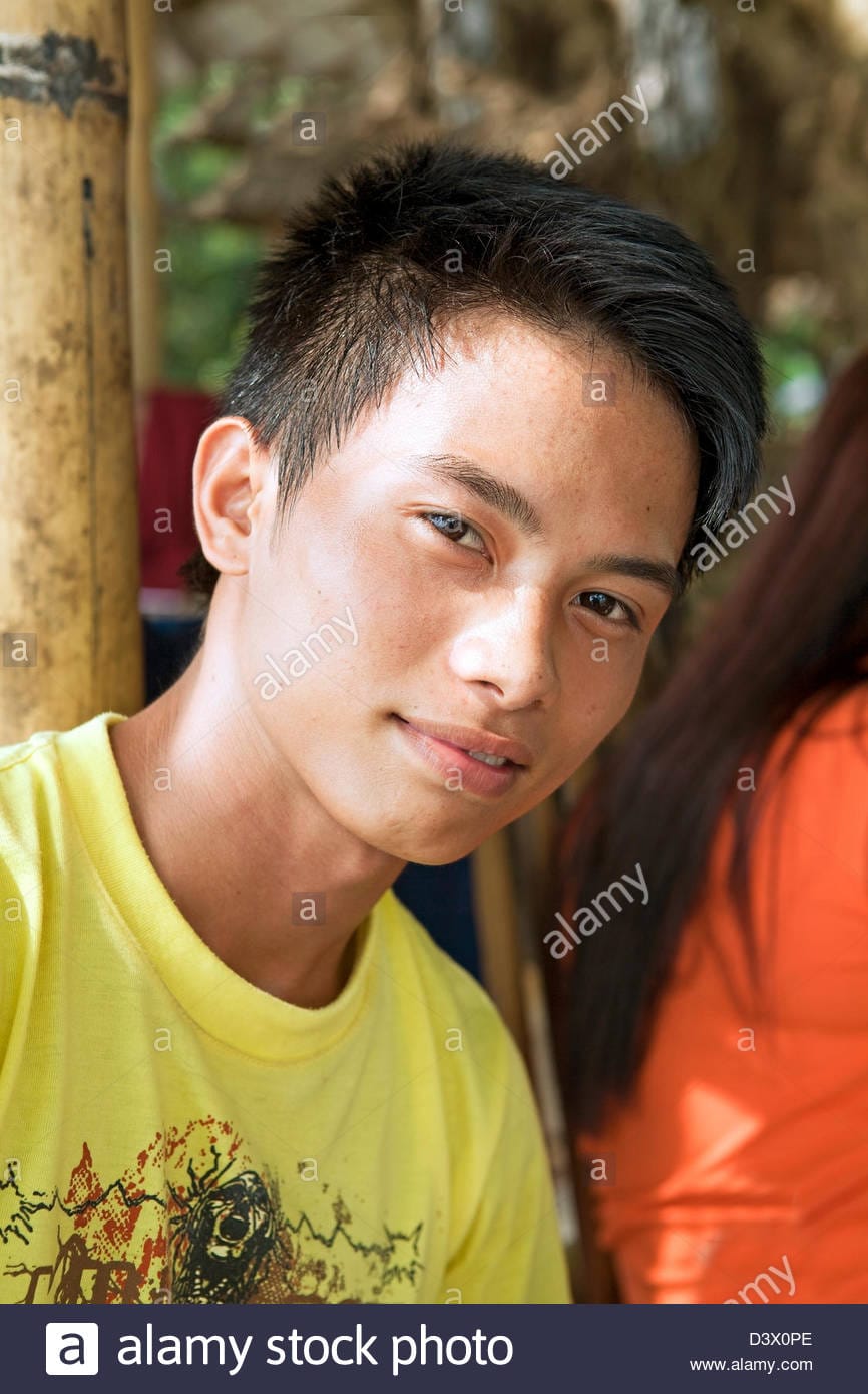 Teenage filipino boy D3X0PE