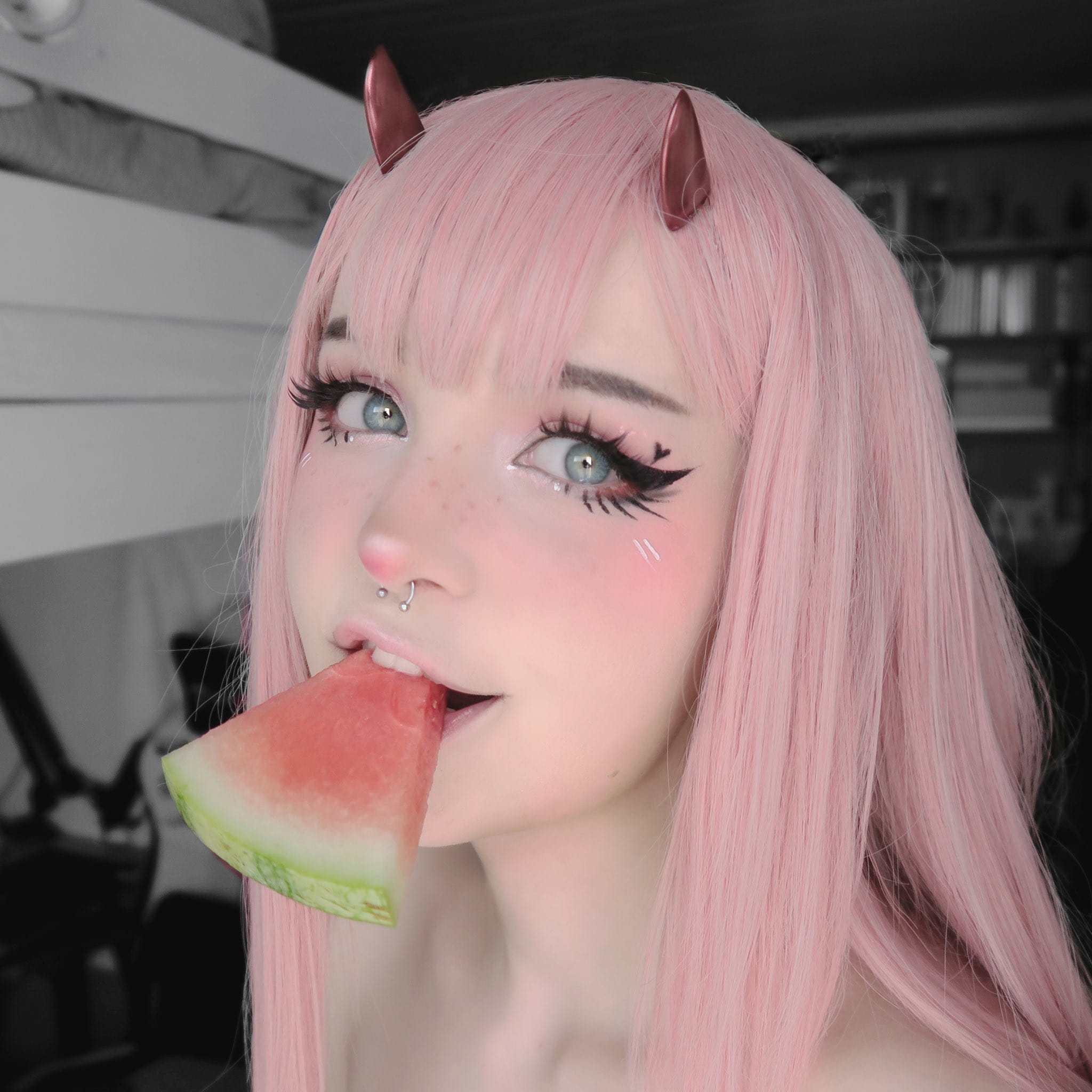 105701A9 CEE5 4BCB 83C9 FB7C303D7C58