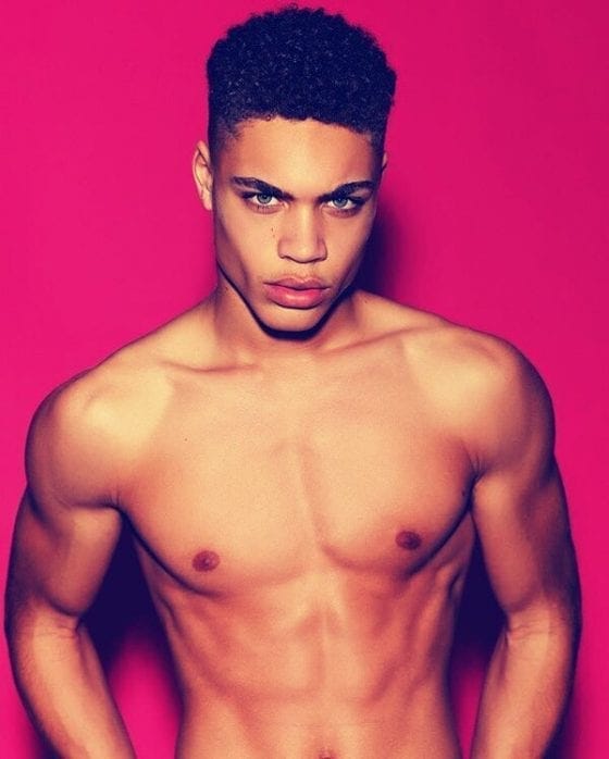 Hot 1 560x698