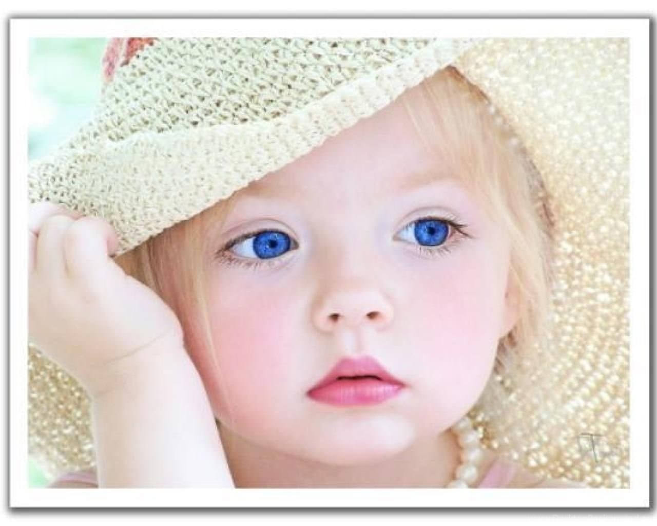256449 cute baby girl with blue eyes blue eyes girl baby 540x432 blue 1280x1024 h