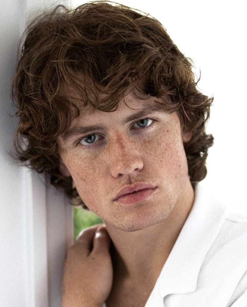 F8FA6BAC A088 4817 AD1E 6FD9C0B657BE