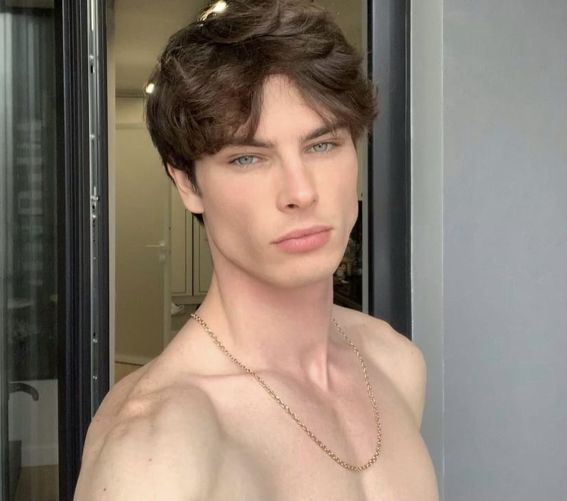 E88B9D88 7299 4D45 AD99 75EBD016F28F