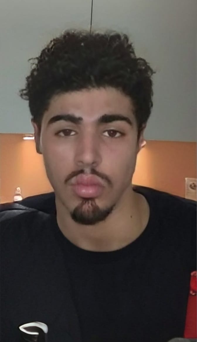 FaceApp 1629815467265