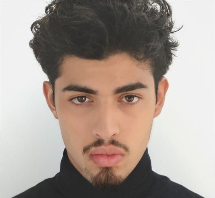 FaceApp 1629838235307